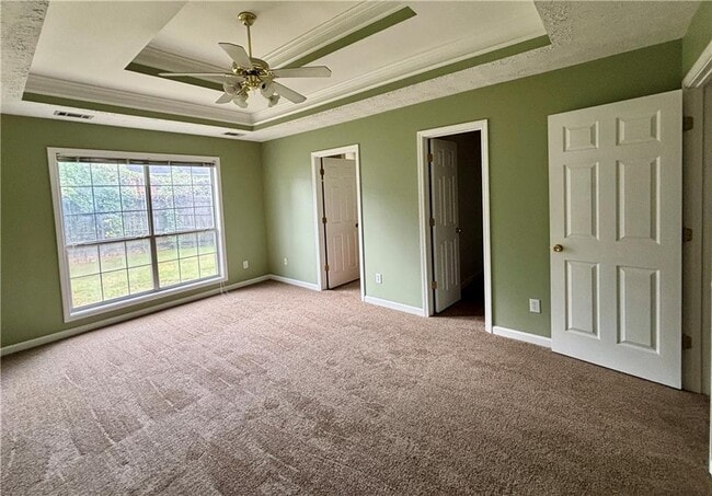 Building Photo - 2900 Camelot Woods Dr NW