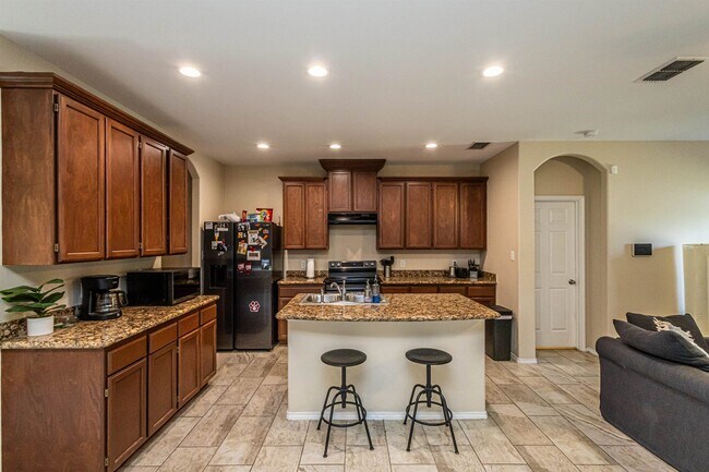 Building Photo - 11234 Sierra Gorda Dr