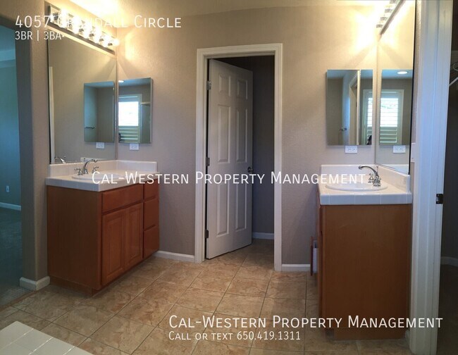 Building Photo - 4057 Crandall Cir