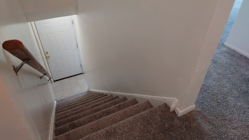 Building Photo - 180B Willow Turn