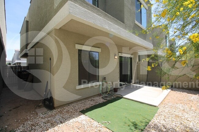 Building Photo - 18777 N 43rd Ave