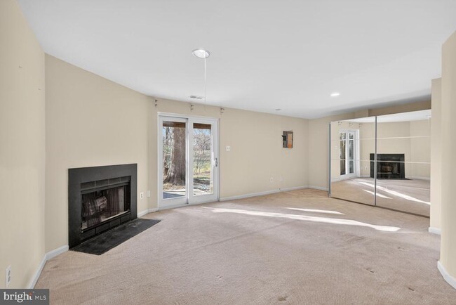 Building Photo - 8060 Morning Meadow Ct