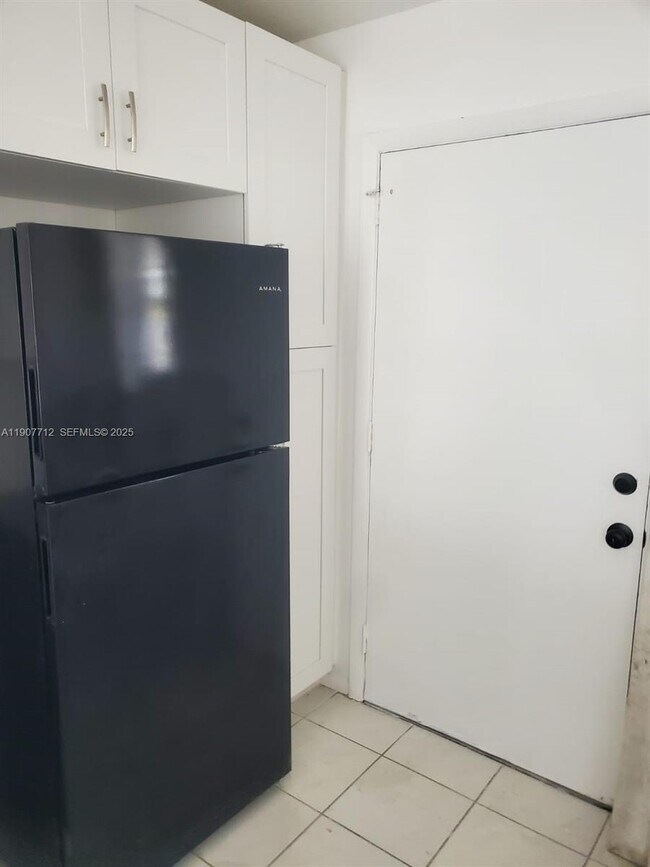 Building Photo - 3300 Spanish Moss Terrace