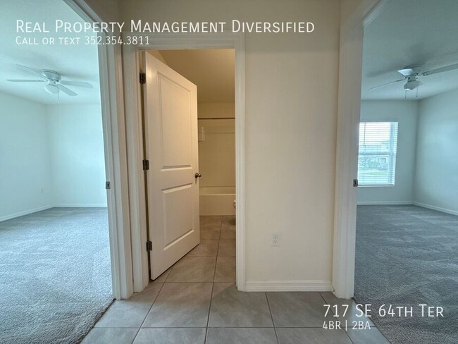 Building Photo - 717 SE 64th Terrace