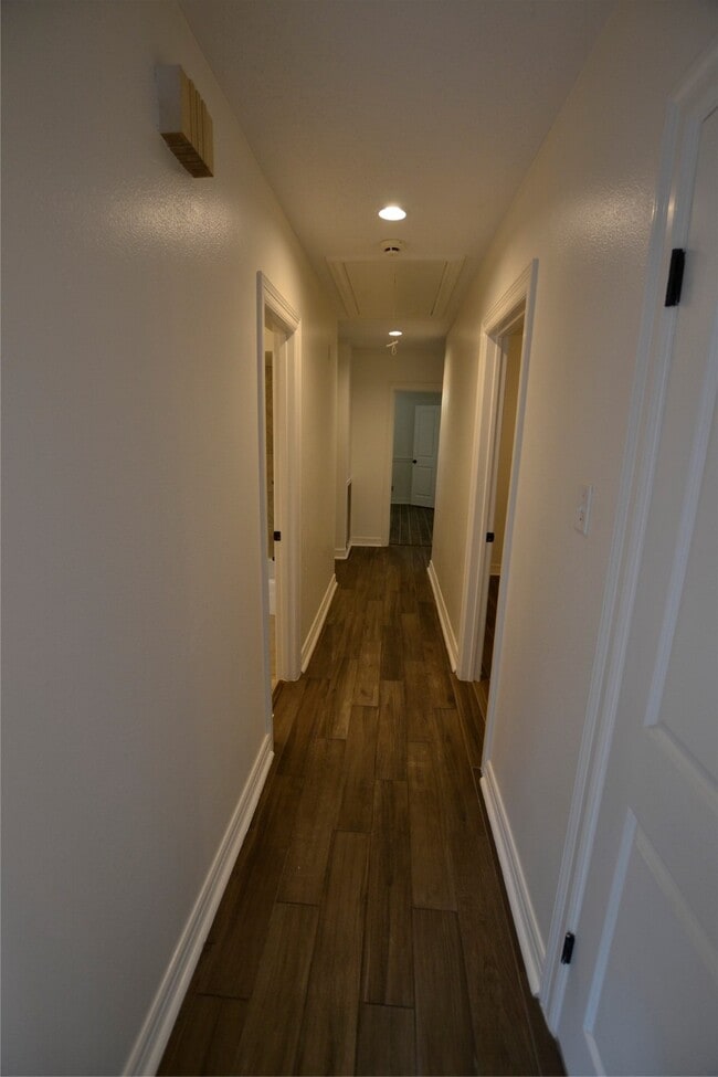 Building Photo - 14314 Piping Rock Ln