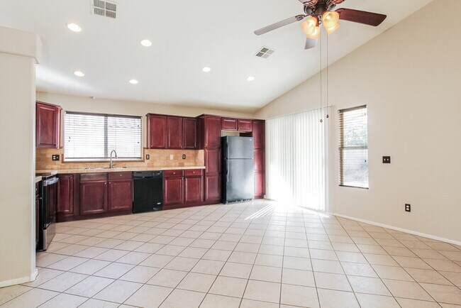 Building Photo - 2317 E Flintlock Pl