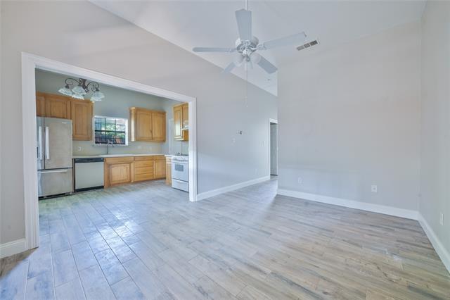 Building Photo - 315 N Lexington St