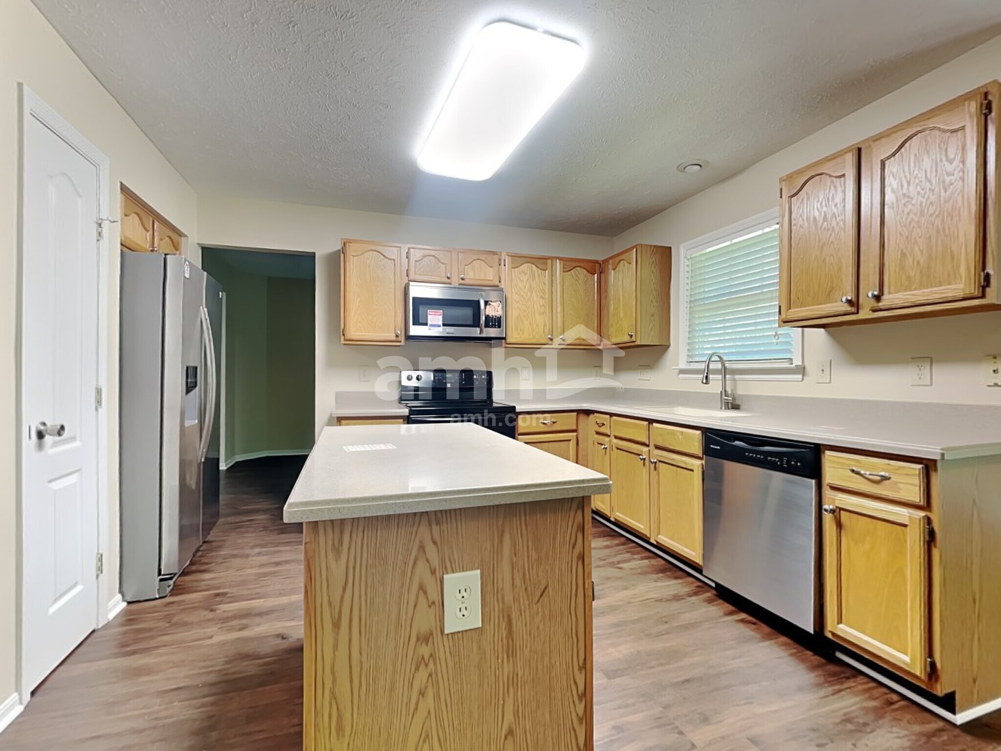 Building Photo - 9143 Pampas Ct