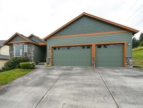 Building Photo - 2375 42nd St