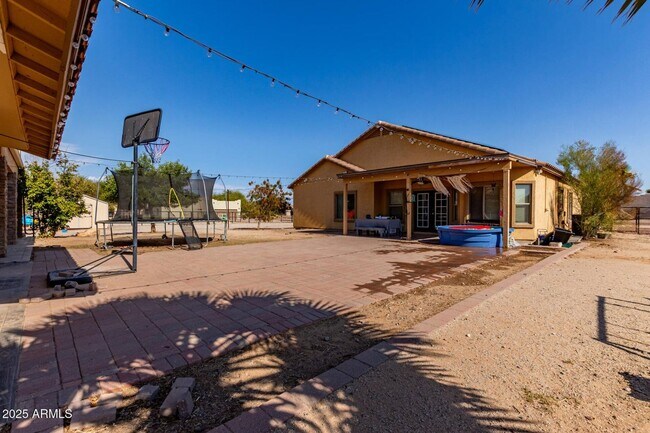 Building Photo - Massive Equestrian Property with Mountain ...