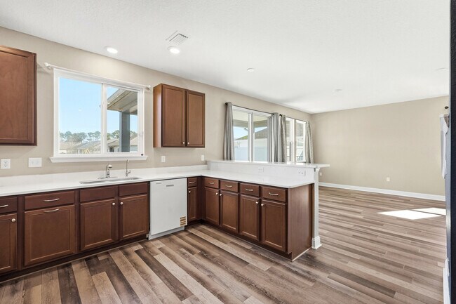 Building Photo - 216 Santorini Ct