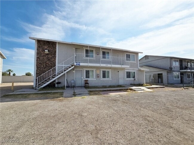 Primary Photo - 1656 Stevens St