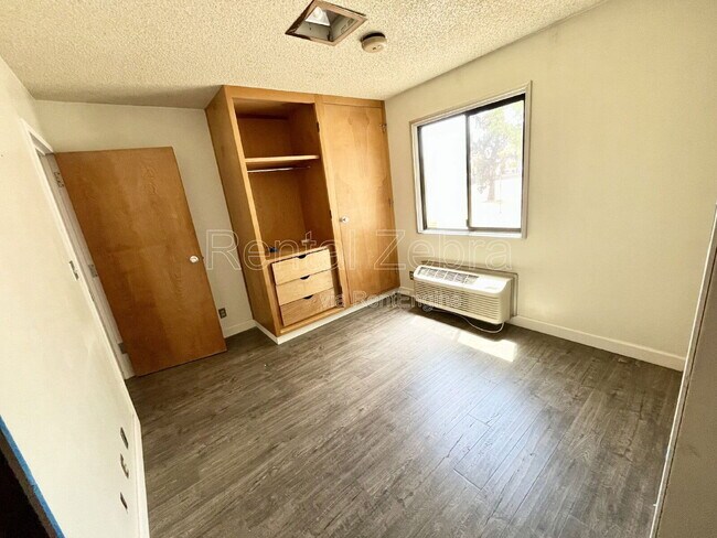 Building Photo - 3745 Hospital Rd