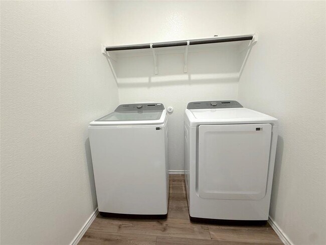 Building Photo - 224 Canley Lp