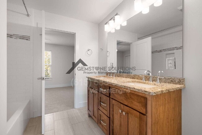 Building Photo - 505C Lovell St