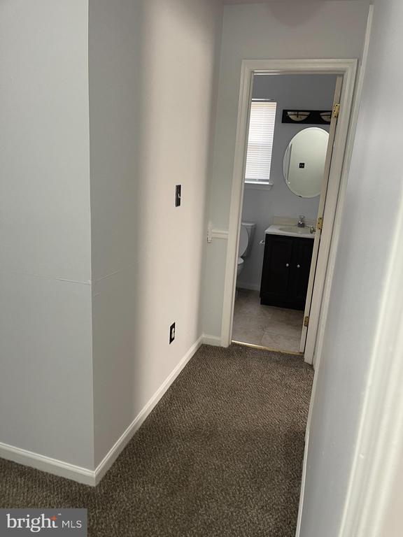 Building Photo - 288 Vincent Cir