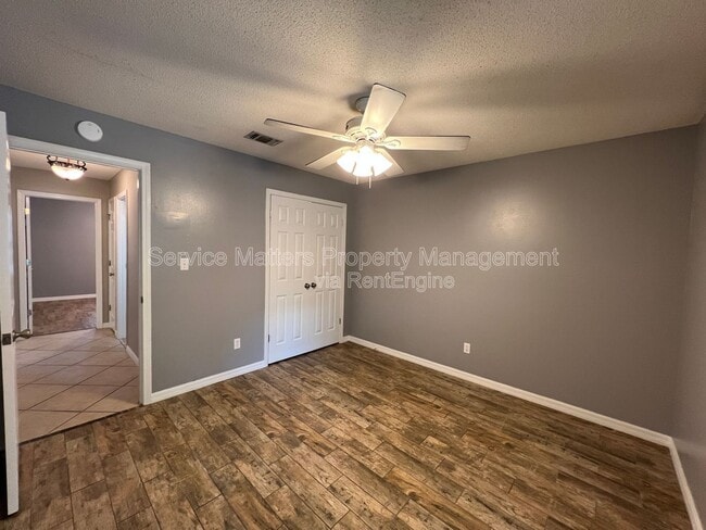 Building Photo - 5784 Twisted Oak Ct