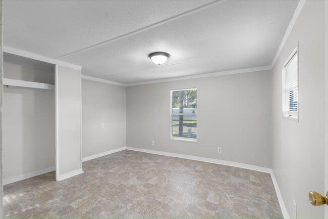 Building Photo - 10166 103rd St