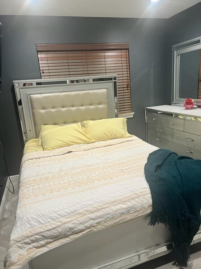 Building Photo - 12014 Leitrim Way