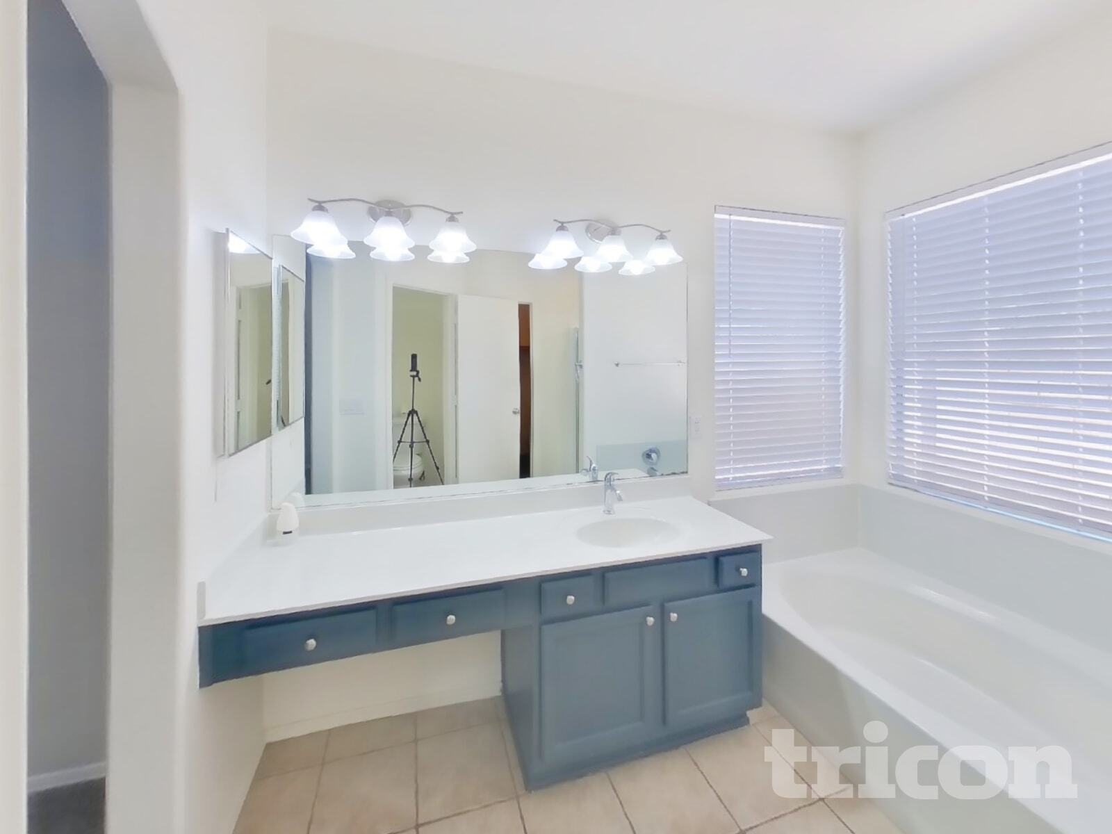 Building Photo - 2836 S 66th Ave