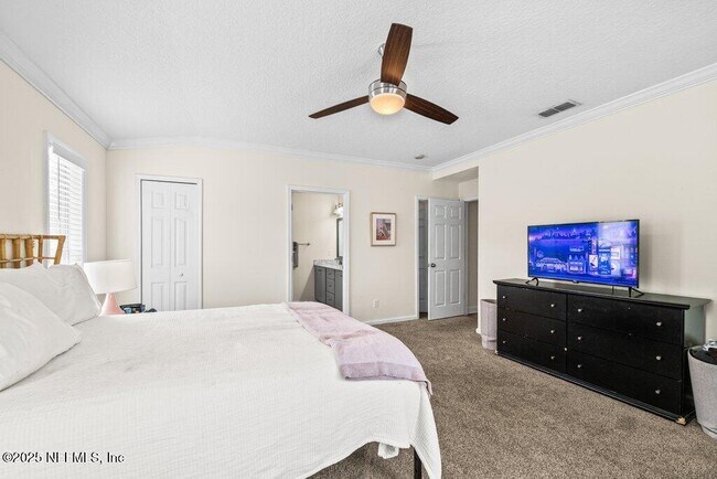 Building Photo - 75 Jardin De Mer Pl