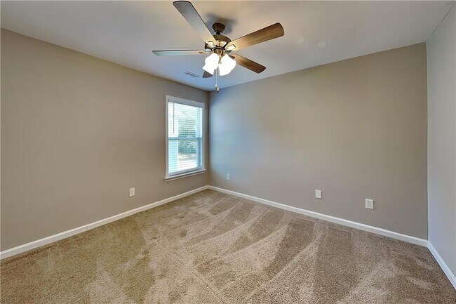 Building Photo - 3613 Aberdeen Way