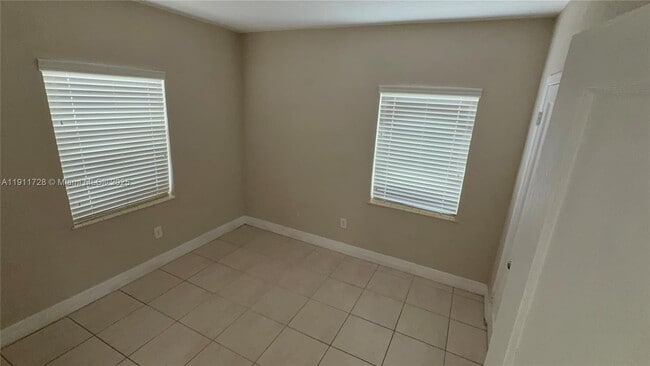 Building Photo - 3211 NW 19th Terrace