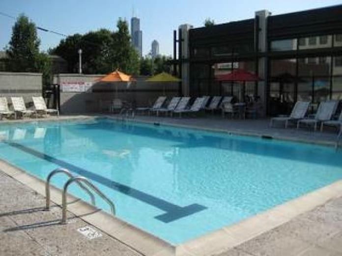 Outdoor pool - 1033 W 14th Pl