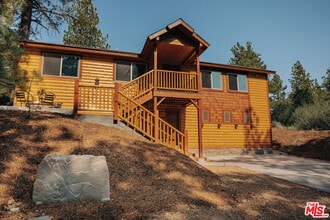 Building Photo - 315 Northern Cross Dr