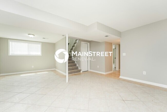 Building Photo - 3 Bedroom Pet-Friendly Home in Stone Mountain, GA with Main Street Renewal