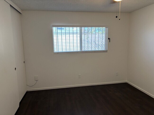 Building Photo - Charming Single-Story 4 Bed 2 Bath