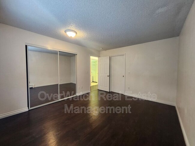 Building Photo - 1810 Congress Cir