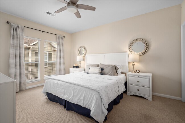 Building Photo - 3001 Murworth Dr