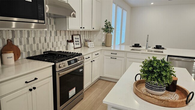 Building Photo - 16327 Mesquite Fld Dr