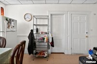 Building Photo - 38 Custer St