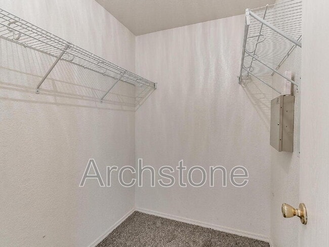 Building Photo - 5508 Del Creek Rd