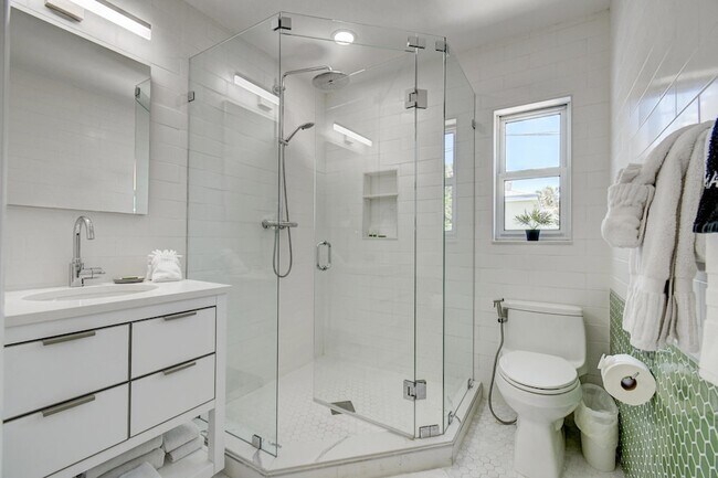 Building Photo - 309 Rilyn Dr