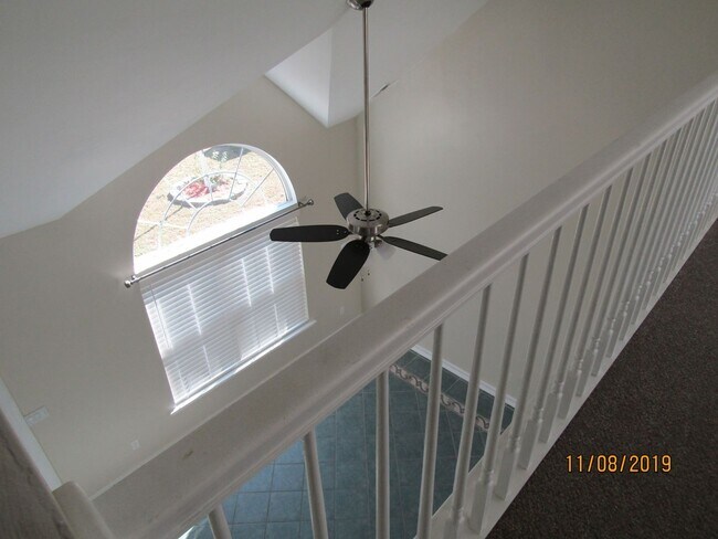 Building Photo - Weeping Cedar Trail