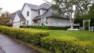 Building Photo - Lower Price!! Wilsonville 2 Level Work Shop/Workout Room Fenced Yard Quick Access to I5 & Shops