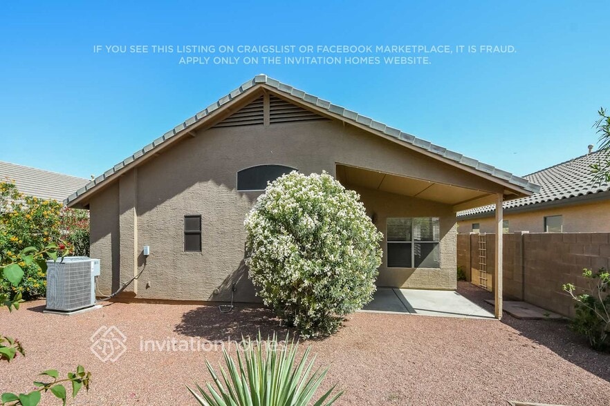 Building Photo - 10229 W Daley Ln