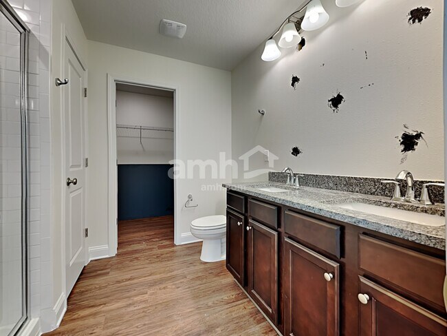 Building Photo - 83 Banyan Forest Drive