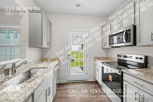 Building Photo - 219 Moyer Dr