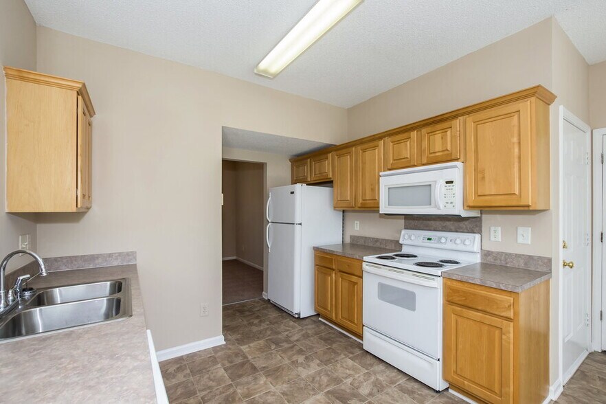Building Photo - 326 McGinn Grove Dr