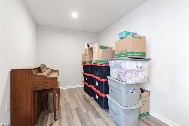 Building Photo - 41 Cecelia Way