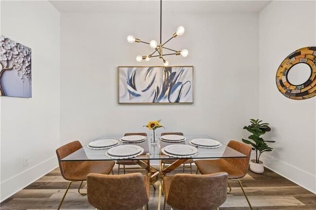 Building Photo - 3165 Dogwood Dr