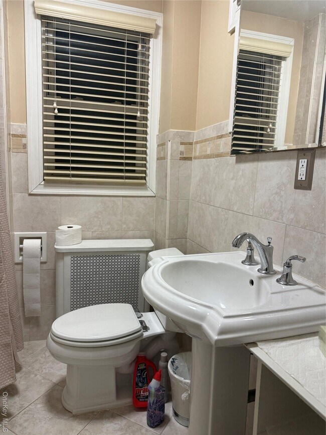 Building Photo - 85 Bucknell Rd