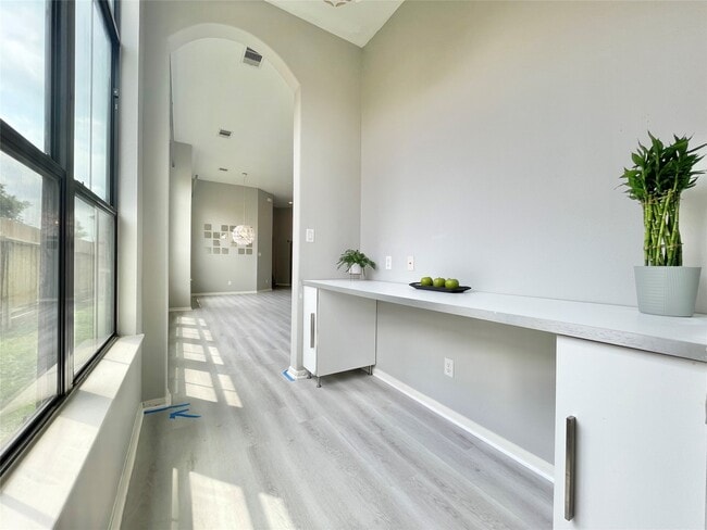 Building Photo - 3625 Standing Rock Dr