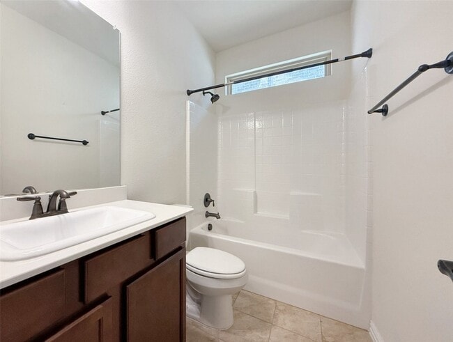 Building Photo - 2064 Barx Dr