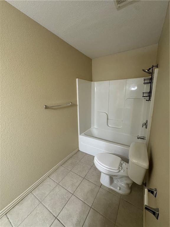 Building Photo - 4015 Glenstone Terrace