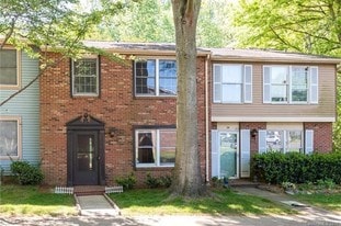 Building Photo - 8236 Knights Bridge Rd